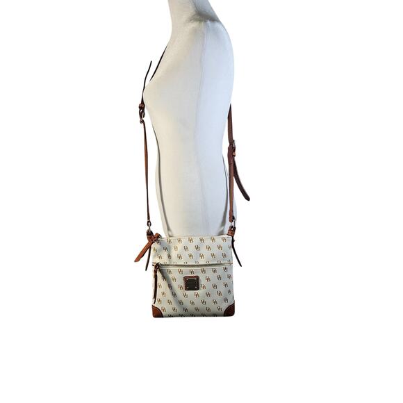 Dooney & Bourke Gretta Women's Crossbody Purse Handbag Leather‎ White/Tan - Picture 2 of 16